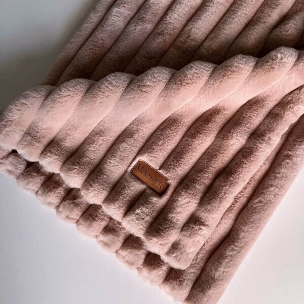 Kocyk Comfy - pudrowy róż